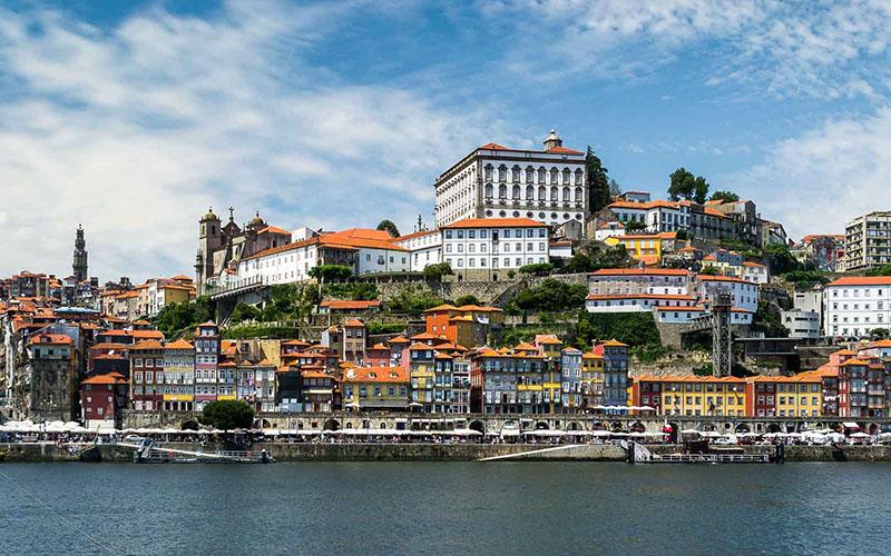 葡萄牙移民多長(zhǎng)時(shí)間能回國(guó)？探討移民后的旅行靈活性