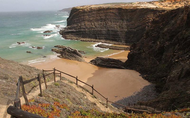 葡萄牙黃金移民是否違約了？全面解讀政策變化與投資者影響